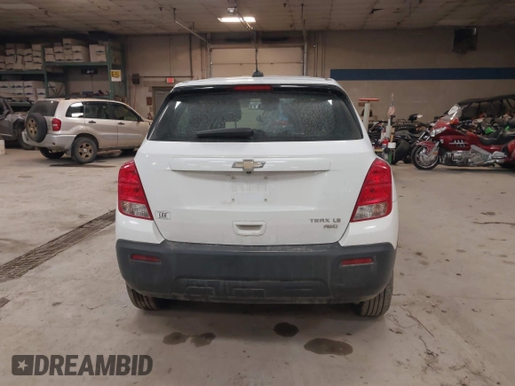 2016 Chevrolet Trax LS with VIN 3GNCJNSB2GL279607, listed as a IAAI auction lot 41421621 with 51,581 mi miles. Bid and sale history available at carsss.com. Image 16.
