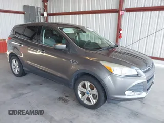 2013 Ford Escape SE with VIN 1FMCU0GX6DUC25019, listed as a IAAI auction lot 42165049 with 90,774 mi miles. Bid and sale history available at carsss.com. Image 1.
