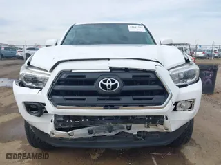 2017 Toyota Tacoma SR5 with VIN 3TMAZ5CN9HM040584, listed as a IAAI auction lot 41642382 with 53,571 mi miles. Bid and sale history available at carsss.com. Image 12.