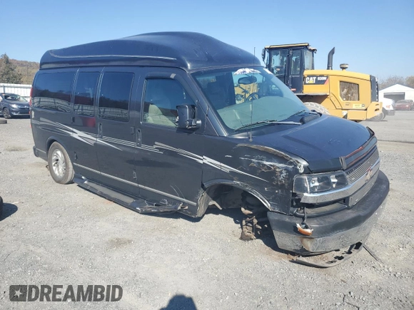 2005 Chevrolet Express Cargo Van YF7 Upfitter with VIN 1GBFG15T451209911, listed as a Copart auction lot 77113804 with 165,278 mi miles and Salvage Title. Bid and sale history available at carsss.com. Image 4.