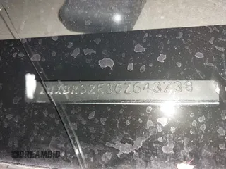 2006 Toyota Corolla CE z VIN 1NXBR32E36Z643738, wystawiony jako IAAI lot #42158265 z przebiegiem 220 438 mil mil oraz . Historia ofert i sprzedaży dostępna na DreamBid. Obrazek 9.