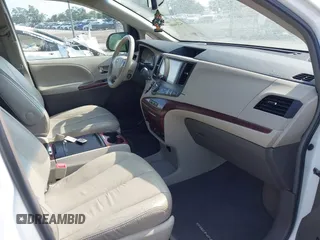 2011 Toyota Sienna XLE с VIN 5TDDK3DC6BS029472, выставлен на аукционе IAAI как лот 42334600 с пробегом 145 860 миль миль и . История ставок и продаж доступна на DreamBid. Изображение 5.
