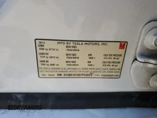2014 Tesla Model S 60 with VIN 5YJSA1H15EFP53881, listed as a Copart auction lot 45136545 with 111,143 mi miles and Salvage Title. Bid and sale history available at DreamBid. Image 14.