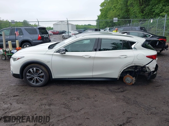 2018 Infiniti QX30 Luxury с VIN SJKCH5CR2JA044183, выставлен на аукционе IAAI как лот 42271372 с пробегом 58 310 миль миль и . История ставок и продаж доступна на DreamBid. Изображение 15.