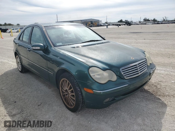2001 Mercedes-Benz C 320 with VIN WDBRF64J51F046612, listed as a Copart auction lot 47940575 with Not Provided miles and Non Repairable. Bid and sale history available at DreamBid. Image 4.