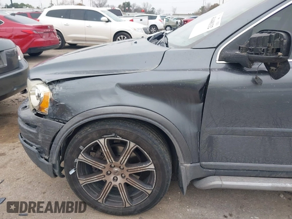 2007 Volvo XC90 V8 with VIN YV4CZ852471365438, listed as a IAAI auction lot 41448132 with 246,077 mi miles. Bid and sale history available at carsss.com. Image 6.