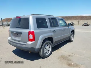 2016 Jeep Patriot Sport with VIN 1C4NJPBB8GD681022, listed as a IAAI auction lot 42852401 with 63,027 mi miles and . Bid and sale history available at DreamBid. Image 4.