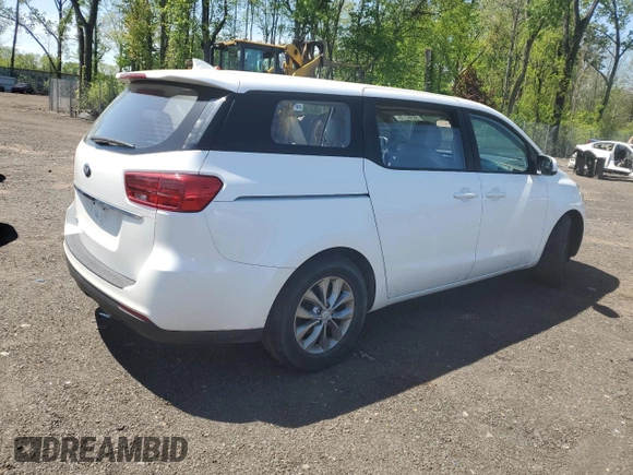 2020 Kia Sedona L with VIN KNDMA5C19L6617401, listed as a Copart auction lot 56564135 with 118,220 mi miles and Clean Title. Bid and sale history available at DreamBid. Image 3.