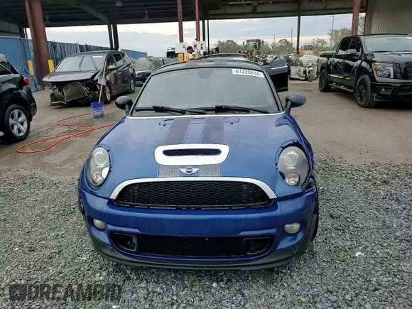 2014 MINI Coupe S z VIN WMWSX3C59ET772948, wystawiony jako Copart lot #81220834 z przebiegiem 99 211 mil mil oraz Szkoda całkowita • Salvage title. Historia ofert i sprzedaży dostępna na DreamBid. Obrazek 13.