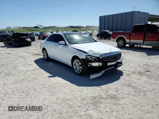 2018 Mercedes-Benz E-Class E 300 with VIN WDDZF4KB6JA302454, listed as a Copart auction lot 49543055 with 89,757 mi miles and Salvage Title. Bid and sale history available at carsss.com. Image 11.