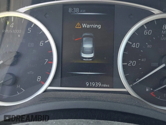 2017 Nissan Sentra S z VIN 3N1AB7AP3HY240179, wystawiony jako IAAI lot #42391806 z przebiegiem 91 939 mil mil oraz . Historia ofert i sprzedaży dostępna na DreamBid. Obrazek 7.