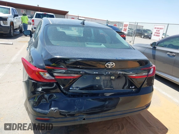 2025 Toyota Camry LE with VIN 4T1DAACK9SU522182, listed as a IAAI auction lot 42048972 with 18,498 mi miles and . Bid and sale history available at DreamBid. Image 16.