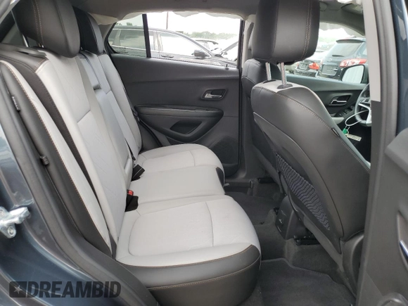 2022 Chevrolet Trax LT with VIN KL7CJPSM3NB540129, listed as a Copart auction lot 63597584 with 32,087 mi miles and Salvage title. Bid and sale history available at DreamBid. Image 10.