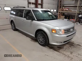 2012 Ford Flex SE with VIN 2FMGK5BCXCBD21409, listed as a IAAI auction lot 41910719 with 196,336 mi miles. Bid and sale history available at carsss.com. Image 1.