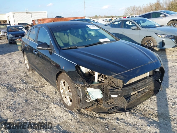 2018 Hyundai Sonata Sport with VIN 5NPE34AF1JH599695, listed as a IAAI auction lot 41231886 with 109,743 mi miles and . Bid and sale history available at carsss.com. Image 6.