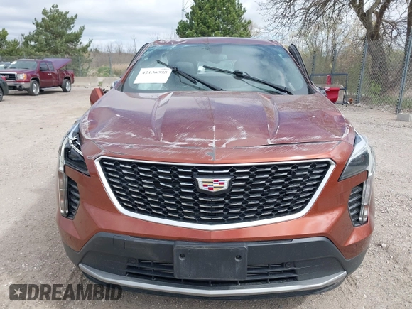 2019 Cadillac XT4 AWD Premium Luxury with VIN 1GYFZDR45KF183306, listed as a IAAI auction lot 42136598 with 44,657 mi miles and . Bid and sale history available at carsss.com. Image 11.