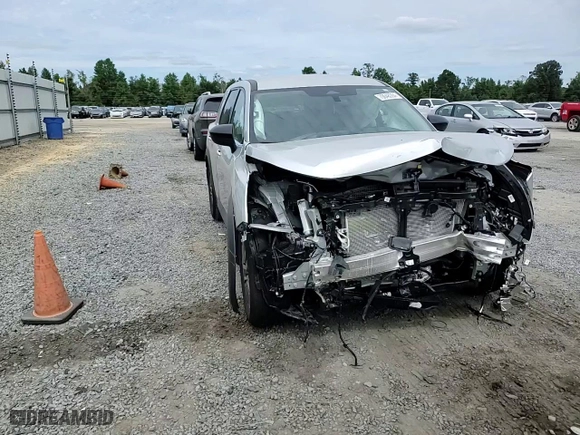 2024 Nissan Pathfinder S with VIN 5N1DR3AA2RC229397, listed as a Copart auction lot 70648084 with 6,037 mi miles and Salvage Title. Bid and sale history available at carsss.com. Image 12.