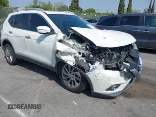 2015 Nissan Rogue SV z VIN 5N1AT2MV0FC850999, wystawiony jako IAAI lot #42076987 z przebiegiem 140 000 mil mil oraz . Historia ofert i sprzedaży dostępna na DreamBid. Obrazek 1.