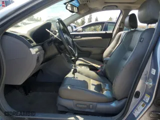 2004 Acura TSX w/Navigation with VIN JH4CL96904C014711, listed as a Copart auction lot 52646355 with 196,703 mi miles and Salvage Title. Bid and sale history available at carsss.com. Image 7.