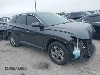2022 Hyundai Tucson SE with VIN 5NMJA3AE9NH068012, listed as a IAAI auction lot 41173239 with 44,137 mi miles and . Bid and sale history available at carsss.com. Image 1.