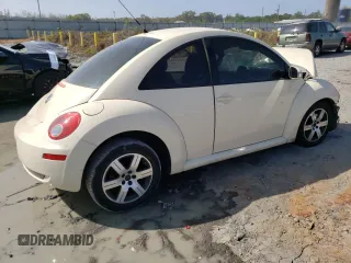 2006 Volkswagen New Beetle Coupe with VIN 3VWPW31CX6M401260, listed as a Copart auction lot 57858714 with 0 mi miles and Salvage Title. Bid and sale history available at carsss.com. Image 3.