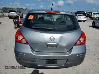 2010 Nissan Versa S с VIN 3N1BC1CP4AL377422, выставлен на аукционе Copart как лот 63811855 с пробегом Не указан миль и Чистый • Clean title. История ставок и продаж доступна на DreamBid. Изображение 6.