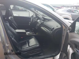2013 Acura RDX Tech Pkg with VIN 5J8TB3H54DL001778, listed as a IAAI auction lot 41972146 with 123,552 mi miles. Bid and sale history available at carsss.com. Image 5.