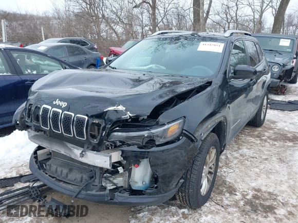 2019 Jeep Cherokee Latitude with VIN 1C4PJMCX6KD155434, listed as a IAAI auction lot 41347851 with 256,713 mi miles. Bid and sale history available at carsss.com. Image 2.