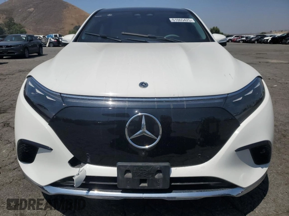 2023 Mercedes-Benz EQS 450+ z VIN 4JGDM2DB2PA012566, wystawiony jako Copart lot #61065425 z przebiegiem 19 840 mil mil oraz Czysty tytuł • Clean title. Historia ofert i sprzedaży dostępna na DreamBid. Obrazek 5.