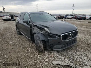 2020 Volvo XC60 Inscription with VIN YV4102RL2L1428953, listed as a Copart auction lot 46364115 with 71,798 mi miles and Salvage Title. Bid and sale history available at carsss.com. Image 4.