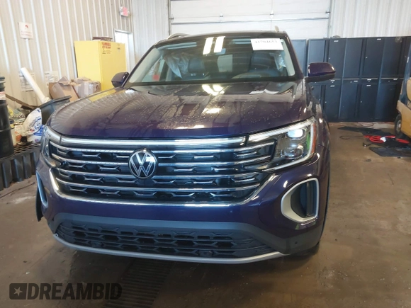 2024 Volkswagen Atlas SEL with VIN 1V2BR2CA0RC543907, listed as a IAAI auction lot 41704653 with 13,549 mi miles and . Bid and sale history available at DreamBid. Image 13.