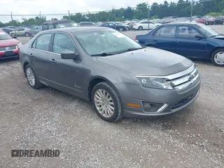 2011 Ford Fusion Hybrid с VIN 3FADP0L39BR302057, выставлен на аукционе IAAI как лот 42530323 с пробегом 197 790 миль миль и . История ставок и продаж доступна на DreamBid. Изображение 1.