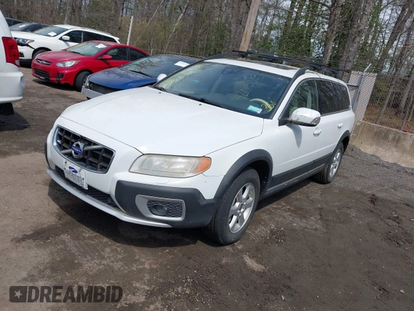 2012 Volvo XC70 3.2L with VIN YV4952BZ0C1133692, listed as a IAAI auction lot 42013093 with 153,678 mi miles and . Bid and sale history available at DreamBid. Image 17.