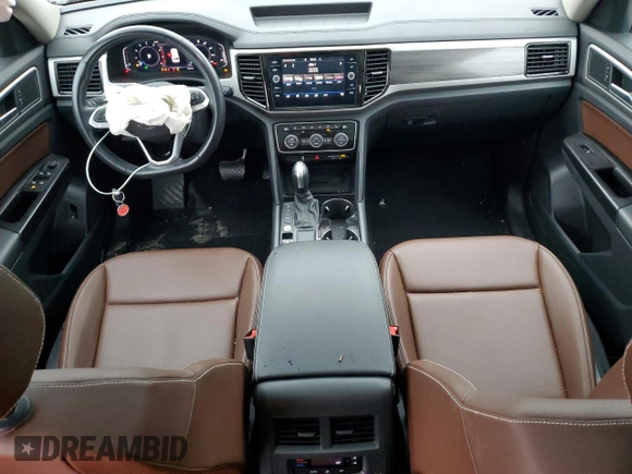2021 Volkswagen Atlas SEL with VIN 1V2ER2CA5MC504333, listed as a Copart auction lot 43385145 with 47,437 mi miles and Salvage title. Bid and sale history available at DreamBid. Image 8.