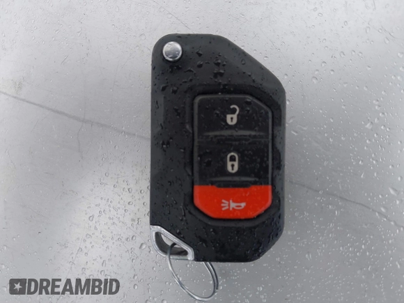 2023 Jeep Wrangler Sahara z VIN 1C4JJXP6XPW556327, wystawiony jako IAAI lot #41784532 z przebiegiem 39 918 mil mil oraz . Historia ofert i sprzedaży dostępna na DreamBid. Obrazek 11.