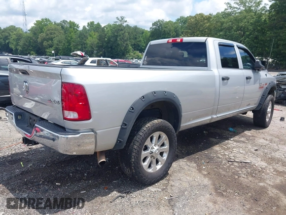 2016 Ram 2500 Tradesman with VIN 3C6UR5HJ9GG264459, listed as a IAAI auction lot 42474269 with 199,961 mi miles and . Bid and sale history available at DreamBid. Image 4.