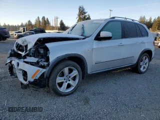 2011 BMW X5 35i z VIN 5UXZV4C50BL414712, wystawiony jako Copart lot #42453335 z przebiegiem Nie podano mil oraz Szkoda całkowita • Salvage title. Historia ofert i sprzedaży dostępna na DreamBid. Obrazek 1.