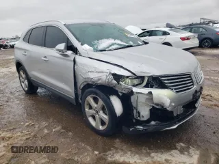 2016 Lincoln MKC Premier with VIN 5LMCJ1D9XGUJ21753, listed as a Copart auction lot 81640704 with 115,855 mi miles and Clean Title. Bid and sale history available at DreamBid. Image 4.