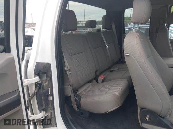 2018 Ford F-150 XL with VIN 1FTEX1CB9JFC81444, listed as a IAAI auction lot 42711062 with 215,224 mi miles and . Bid and sale history available at DreamBid. Image 8.