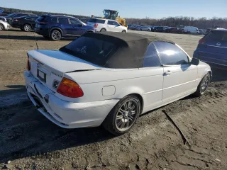 2002 BMW 3 Series 330Ci with VIN WBABS53462JU91473, listed as a Copart auction lot 42807925 with 178,930 mi miles and Salvage Title. Bid and sale history available at carsss.com. Image 3.
