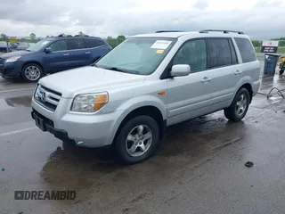 2008 Honda Pilot EX-L with VIN 5FNYF18508B020009, listed as a IAAI auction lot 42321395 with 149,173 mi miles and . Bid and sale history available at DreamBid. Image 2.