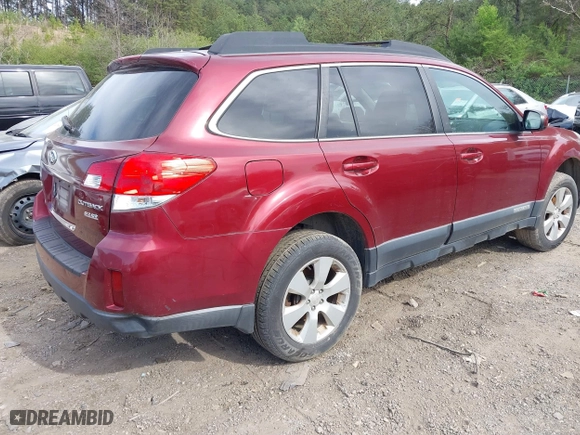 2012 Subaru Outback 2.5i Prem with VIN 4S4BRBGC0C3229450, listed as a IAAI auction lot 41900814 with 190,967 mi miles. Bid and sale history available at carsss.com. Image 4.