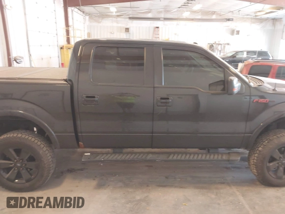 2013 Ford F-150 XL z VIN 1FTFW1ETXDFA63062, wystawiony jako IAAI lot #42370055 z przebiegiem 209 750 mil mil oraz . Historia ofert i sprzedaży dostępna na DreamBid. Obrazek 14.