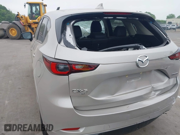2024 Mazda CX-5 S Select with VIN JM3KFBBLXR0501783, listed as a IAAI auction lot 42121513 with 17,349 mi miles and . Bid and sale history available at DreamBid. Image 19.