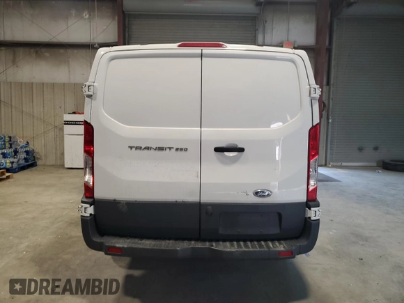 2016 Ford Transit Cargo with VIN 1FTYR1YM1GKA22352, listed as a Copart auction lot 61697795 with 188,074 mi miles and Clean title. Bid and sale history available at DreamBid. Image 6.