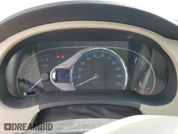2011 Toyota Sienna XLE AAS z VIN 5TDYK3DC9BS046073, wystawiony jako Copart lot #57030305 z przebiegiem 246 956 mil mil oraz Szkoda całkowita • Salvage title. Historia ofert i sprzedaży dostępna na DreamBid. Obrazek 9.