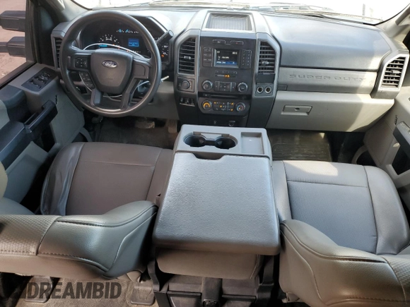 2018 Ford F-250 XL with VIN 1FT7W2B64JEC03990, listed as a Copart auction lot 61021315 with 208,711 mi miles and Clean title. Bid and sale history available at DreamBid. Image 8.