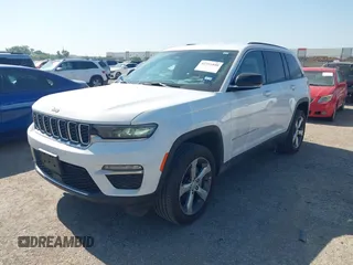 2025 Jeep Grand Cherokee Limited with VIN 1C4RJHBG7SC272351, listed as a IAAI auction lot 42331840 with 13,862 mi miles and . Bid and sale history available at DreamBid. Image 17.