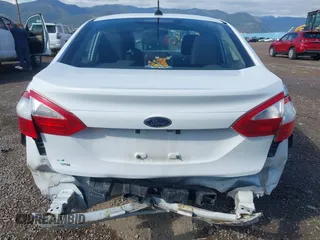 2018 Ford Fiesta S z VIN 3FADP4AJ2JM136775, wystawiony jako IAAI lot #42136725 z przebiegiem 47 072 mil mil oraz . Historia ofert i sprzedaży dostępna na DreamBid. Obrazek 17.