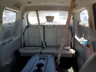 2017 Kia Sedona LX with VIN KNDMB5C1XH6248990, listed as a Copart auction lot 68071384 with 155,486 mi miles and Salvage Title. Bid and sale history available at carsss.com. Image 10.